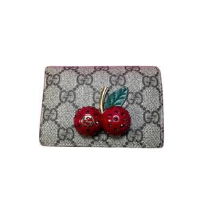 Beautiful Rare GG Gucci 3D Cherry Wallet with Red Interior
